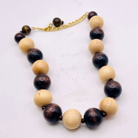 Chunky Vintage Light and Dark Wood Bead Choker Necklace - Picture 6 of 15